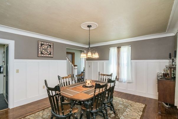 Chandelier, Dining room, Interior, Pendant Lights, Wood Texture Flooring