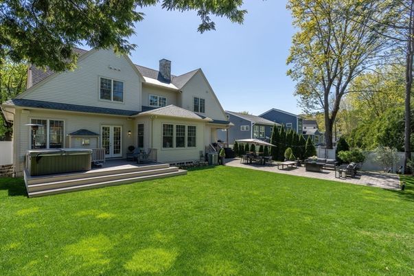 Backyard, Exterior, Hot Tub