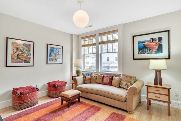Interior, Living room, Pendant Lights, Wood Texture Flooring