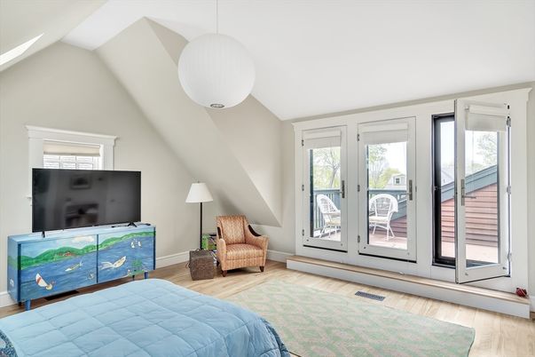 Bedroom, Interior, Pendant Lights, Wood Texture Flooring