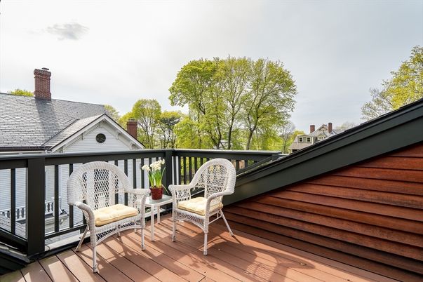 Exterior, Wood Texture Flooring