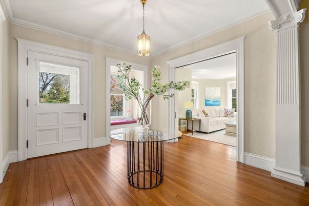 Interior, Living room, Pendant Lights, Wood Texture Flooring