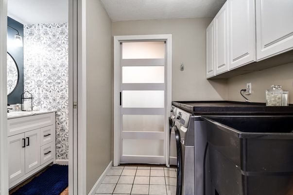 Interior, Washer