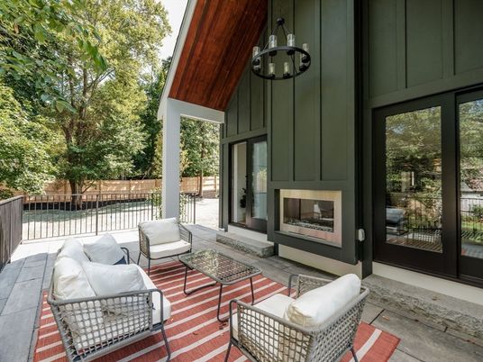 Exterior, Fireplace