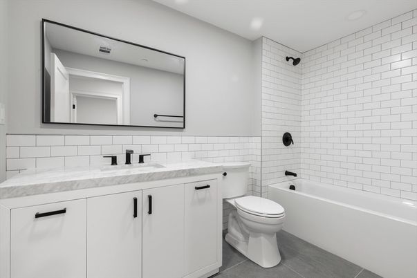 Bathroom, Interior, Recessed Lighting