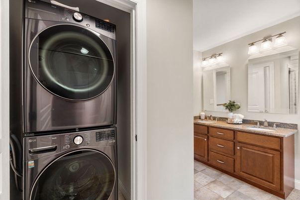 Interior, Utility Closets, Washer