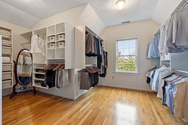 Interior, Walk-in Closets, Wood Texture Flooring