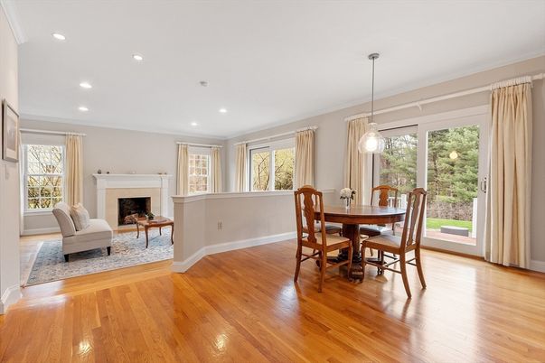 Dining room, Fireplace, Interior, Pendant Lights, Recessed Lighting, Wood Texture Flooring