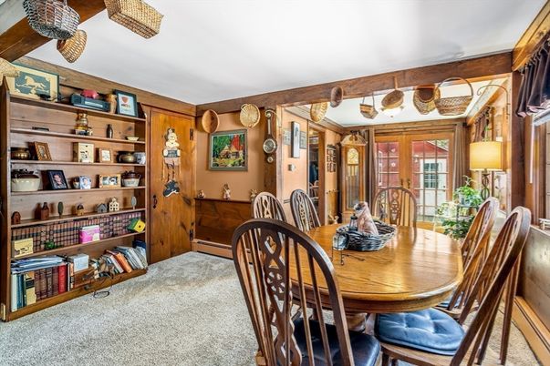 Dining room, Interior