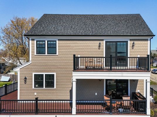 Exterior, Facade, Cape Cod