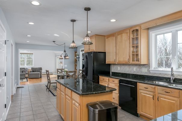 Dining room, Interior, Kitchen, Living room, Pendant Lights, Recessed Lighting, Wood Texture Flooring