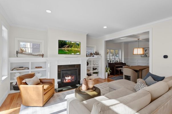 Dining room, Fireplace, Interior, Living room, Pendant Lights, Piano, Recessed Lighting, Wood Texture Flooring