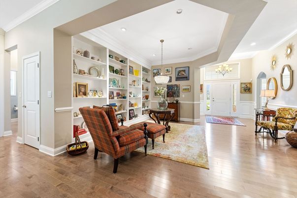 Interior, Living room, Pendant Lights, Recessed Lighting, Wood Texture Flooring