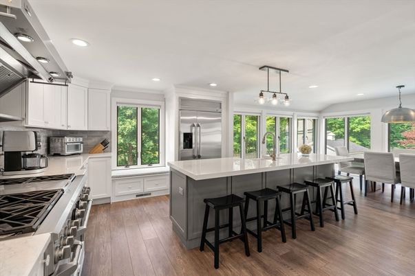 Dining room, Interior, Kitchen, Pendant Lights, Recessed Lighting, Stainless Steel Appliances, Wood Texture Flooring
