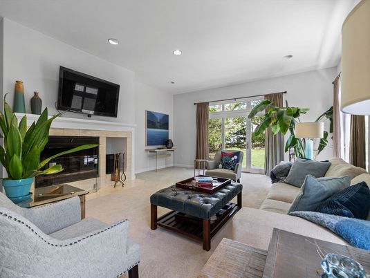 Fireplace, Interior, Living room, Recessed Lighting