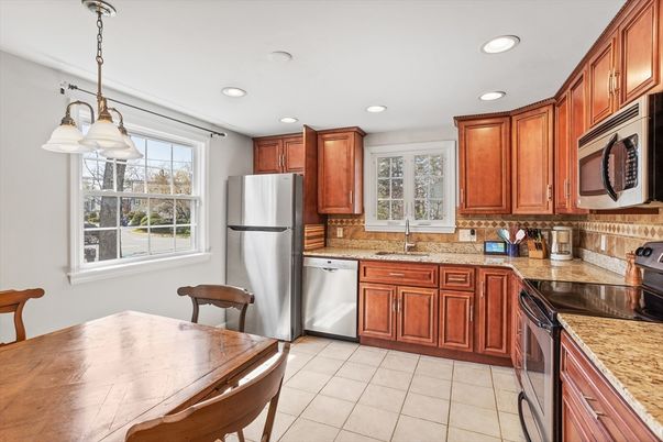 Dining room, Interior, Kitchen, Pendant Lights, Recessed Lighting