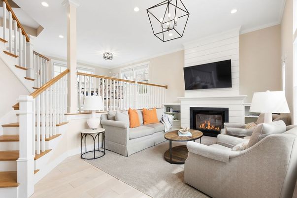 Fireplace, Interior, Living room, Pendant Lights, Recessed Lighting, Wood Texture Flooring