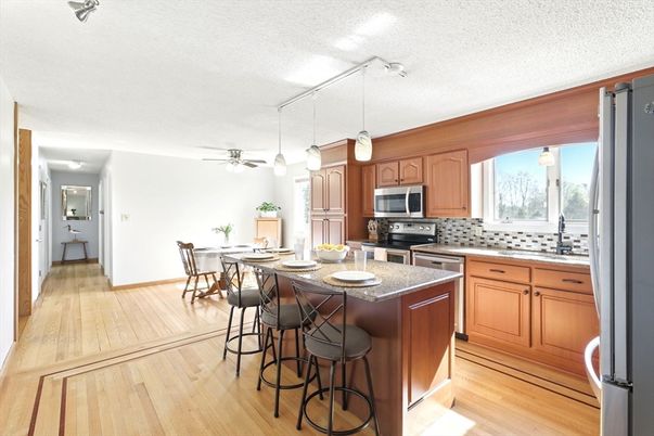 Dining room, Interior, Kitchen, Pendant Lights, Stainless Steel Appliances, Wood Texture Flooring