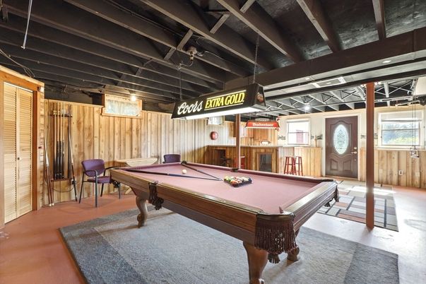 Billiard Table, Game Room, Interior, Pendant Lights