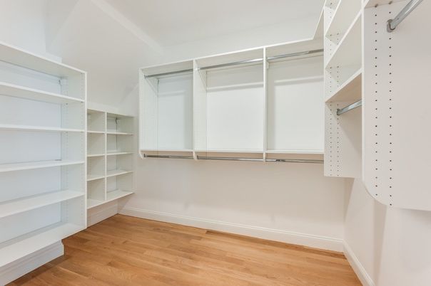 Interior, Walk-in Closets, Wood Texture Flooring