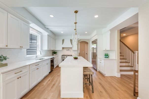 Chandelier, Interior, Kitchen, Recessed Lighting, Stainless Steel Appliances, Wood Texture Flooring
