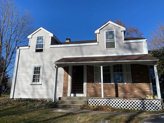 Exterior, Facade, Brick Facade, Queen Anne Victorian