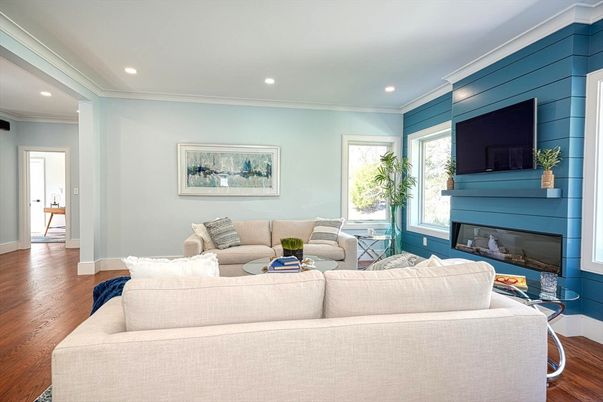 Fireplace, Interior, Living room, Recessed Lighting, Wood Texture Flooring