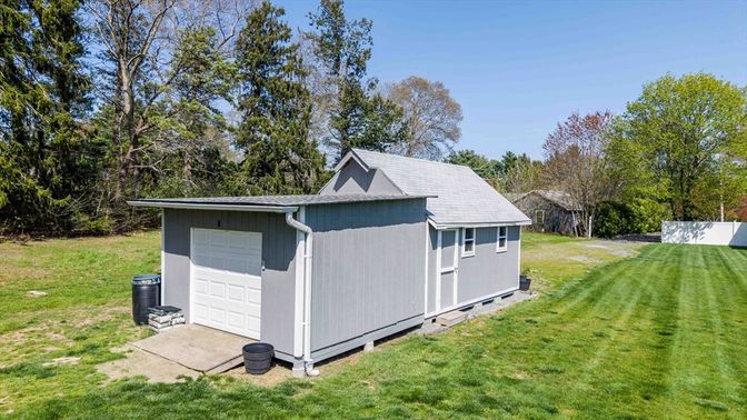 Backyard, Detached Garage, Exterior