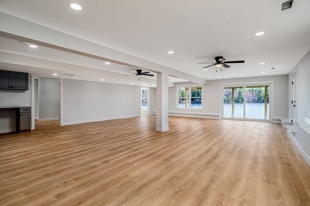 Empty room, Interior, Recessed Lighting, Wood Texture Flooring