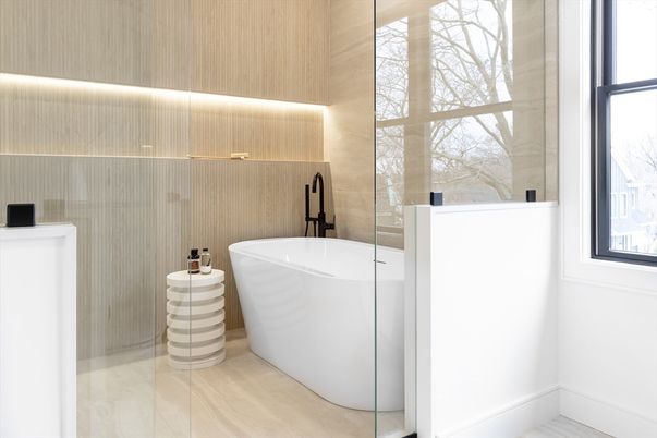 Bathroom, Free Standing Baths, Interior