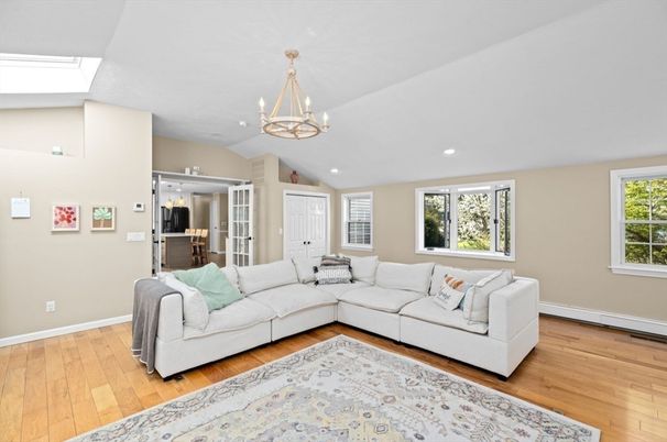 Chandelier, Interior, Living room, Recessed Lighting, Wood Texture Flooring