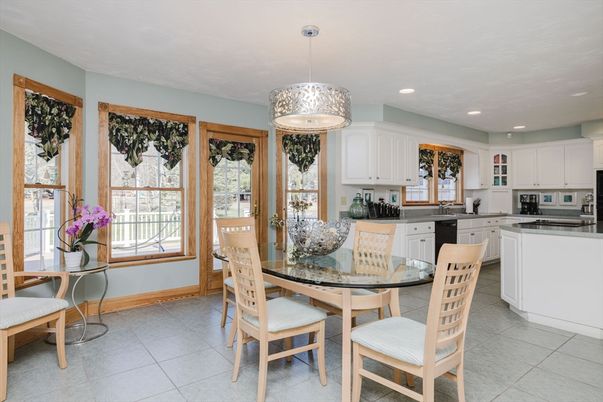 Dining room, Interior, Kitchen, Pendant Lights, Recessed Lighting