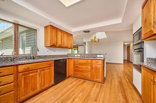 Chandelier, Interior, Kitchen, Recessed Lighting, Wood Texture Flooring