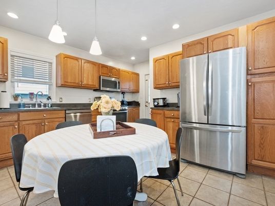 Interior, Kitchen, Pendant Lights, Recessed Lighting, Stainless Steel Appliances
