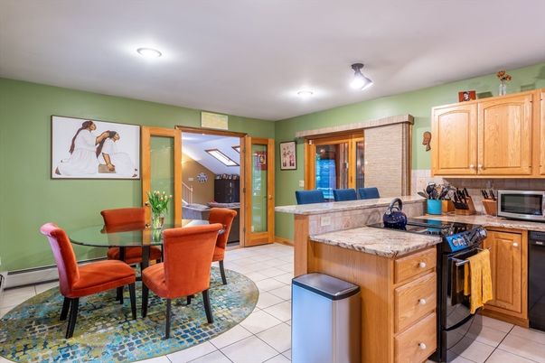 Dining room, Interior, Kitchen, Recessed Lighting