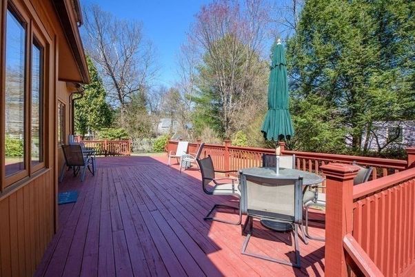 Exterior, Wood Texture Flooring