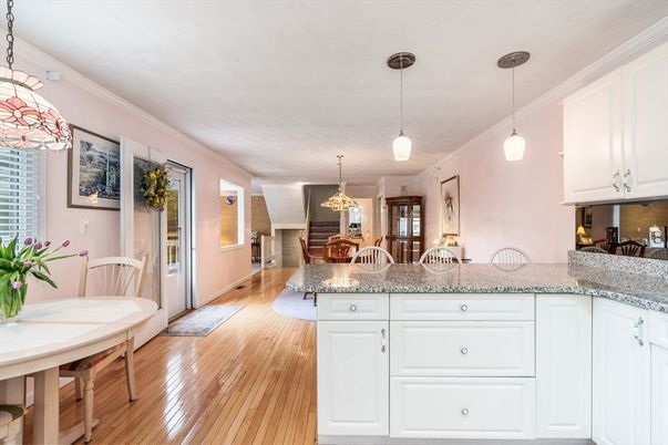 Chandelier, Dining room, Interior, Pendant Lights, Wood Texture Flooring