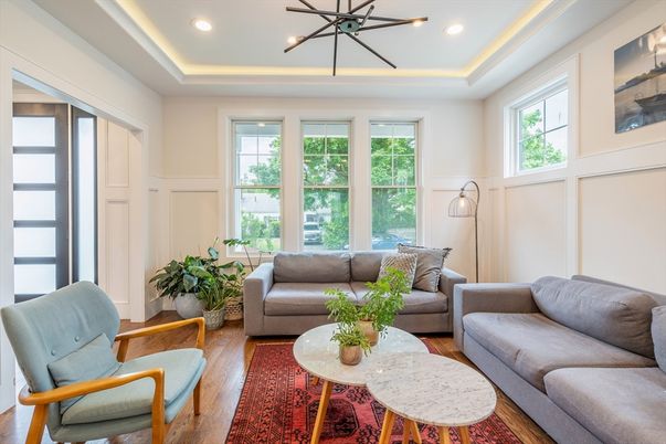 Dining room, Fireplace, Interior, Pendant Lights, Wood Texture Flooring