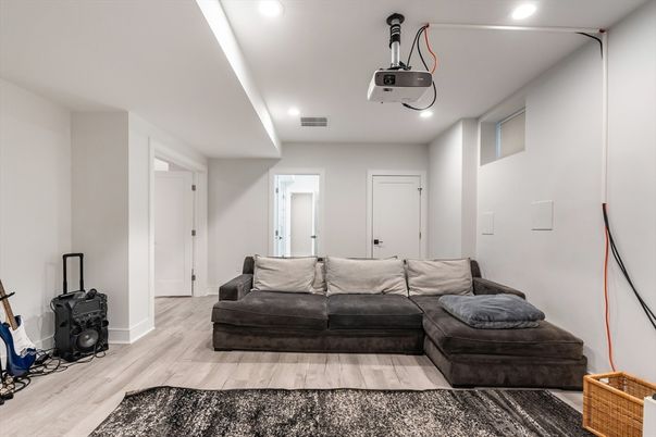 Interior, Recessed Lighting, Wood Texture Flooring