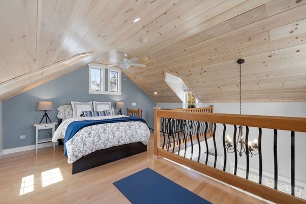 Bedroom, Interior, Recessed Lighting, Wooden Ceilings, Wood Texture Flooring