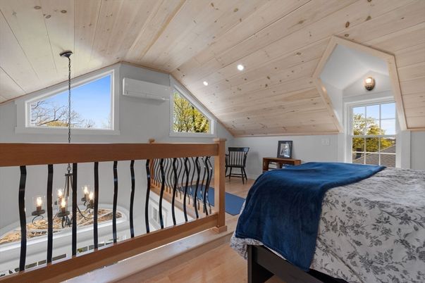 Bedroom, Interior, Recessed Lighting, Wooden Ceilings, Wood Texture Flooring