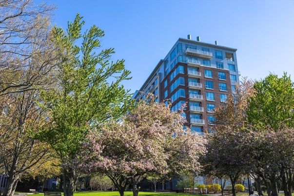 Exterior, Facade, Condo Building