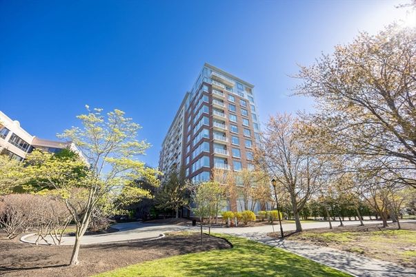 Exterior, Facade, Condo Building