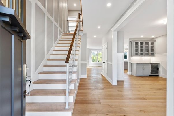 Interior, Recessed Lighting, Wood Texture Flooring