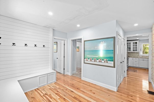 Interior, Kitchen, Recessed Lighting, Water, Wood Texture Flooring