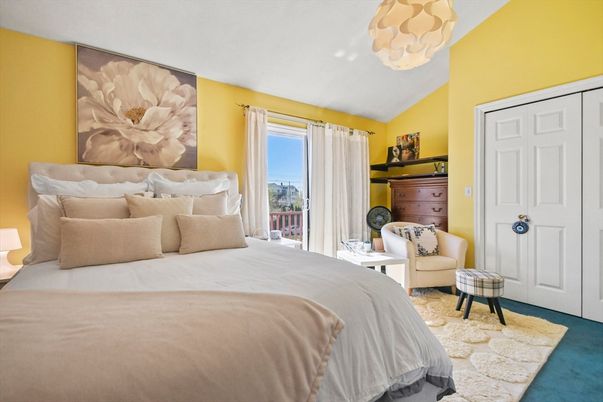 Bedroom, Interior, Pendant Lights