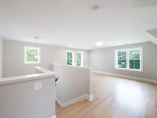 Empty room, Interior, Pendant Lights, Recessed Lighting, Wood Texture Flooring