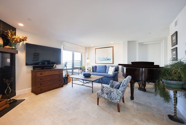 Interior, Living room, Piano, Recessed Lighting