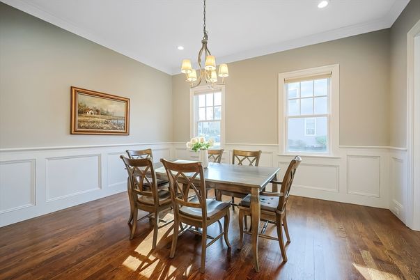 Chandelier, Dining room, Interior, Recessed Lighting, Wood Texture Flooring