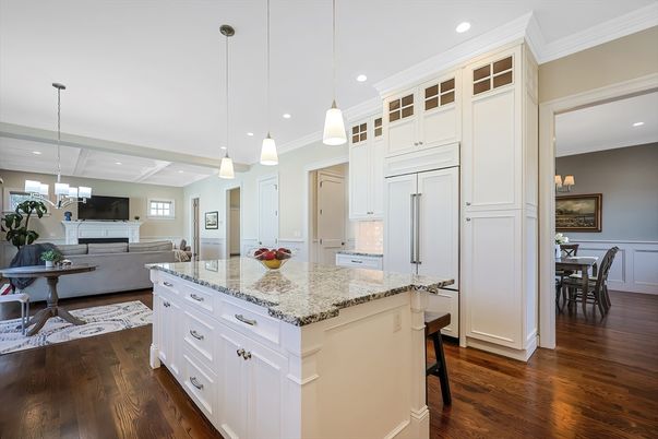 Chandelier, Dining room, Interior, Kitchen, Living room, Pendant Lights, Recessed Lighting, Wood Texture Flooring